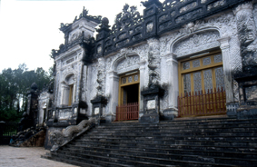 El Mausoleo de Khai Dinh es el mas reciente de todos los construidos en Hue