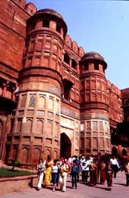 Puerta de entrada al Fuerte de Agra