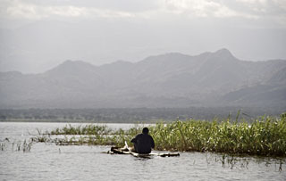 El solo hecho de dar un paseo en barca por las tranquilas aguas del lago Chamo ya me parece en s� misma una actividad agradable