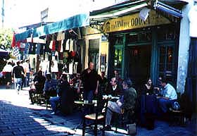 Taberna de la populosa calle Flea